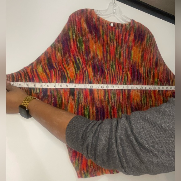 Woven. Multi-colored. Sweater. - Picture 4 of 5